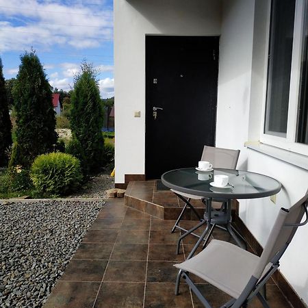 Nestg Guest House Pilipets Bagian luar foto