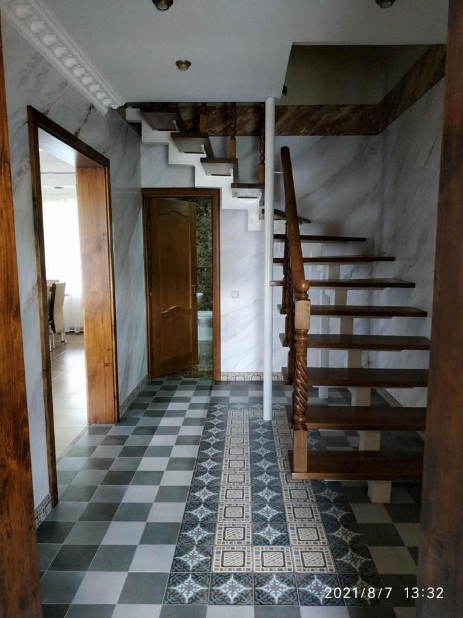 Nestg Guest House Pilipets Bagian luar foto