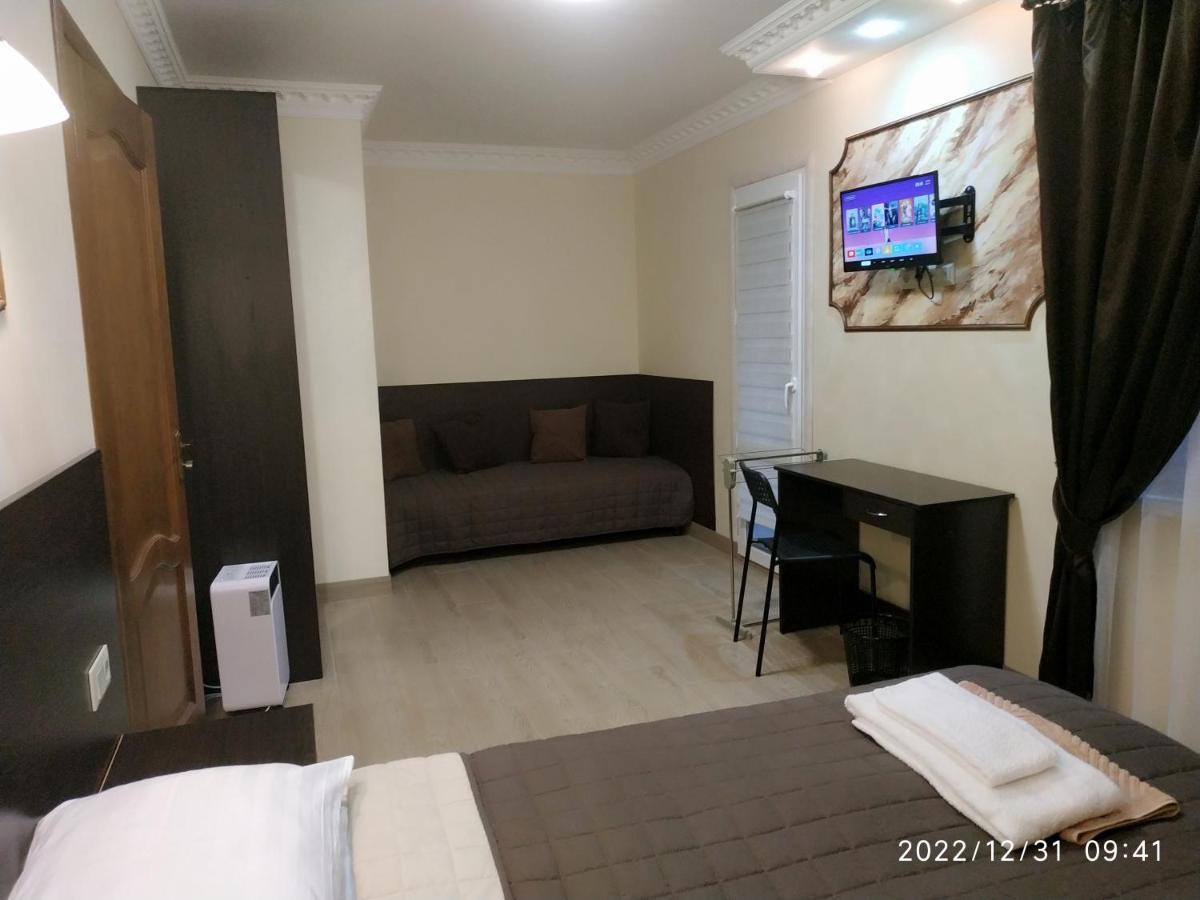 Nestg Guest House Pilipets Bagian luar foto
