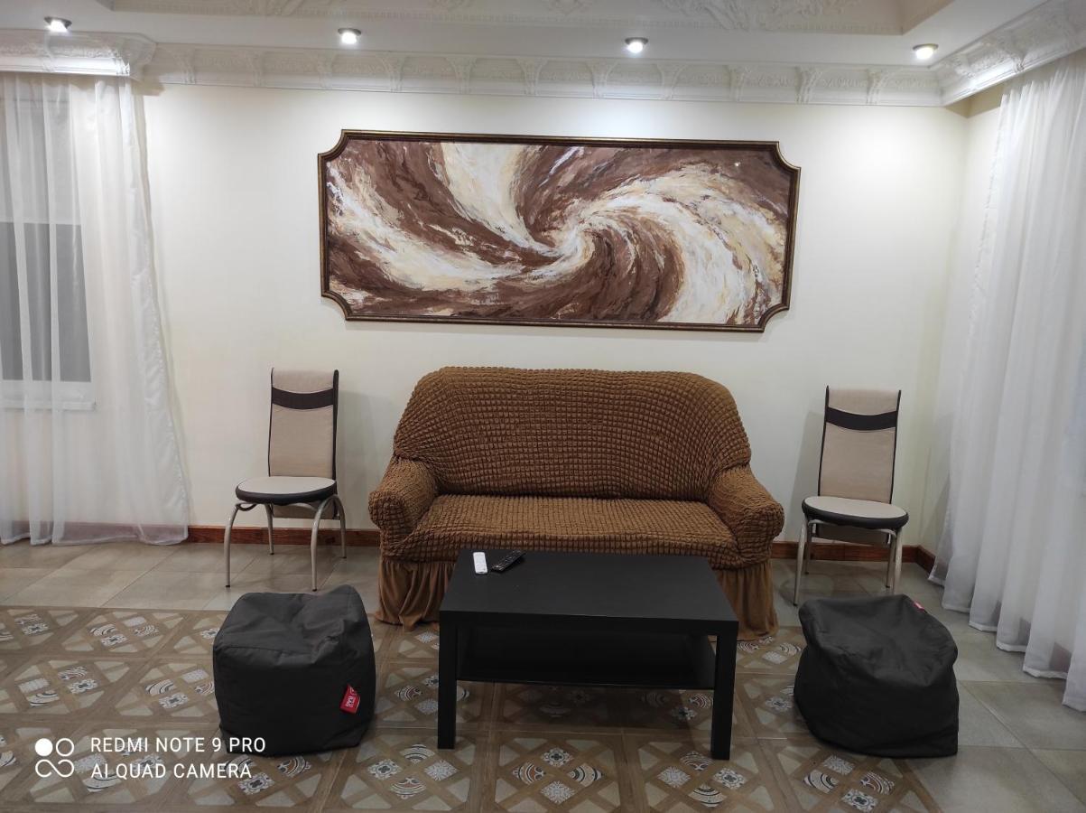 Nestg Guest House Pilipets Bagian luar foto
