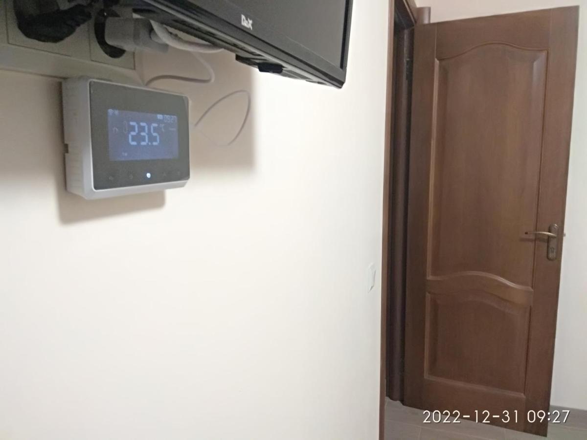 Nestg Guest House Pilipets Bagian luar foto